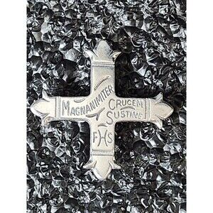 James Avery Cross Pendant Pin Sterling Silver 925 Magnanimiter Crucem Sustine